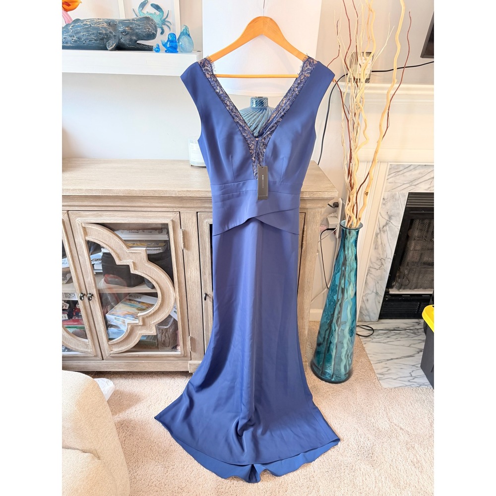 BCBGMAXAZRIA Alyza Gown Womens Classic Blue Size 4 XVR63D39-H46